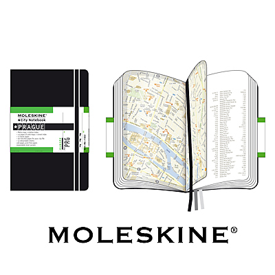 Путеводитель - записная книжка Moleskine, "City Notebook" (Praha), Pocket, черная оказывается в руках людей неординарных инфо 1275a.